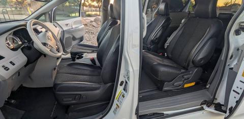 Toyota Sienna 2014