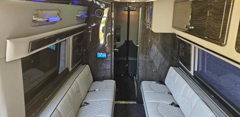 Mercedes-Benz Sprinter 2025