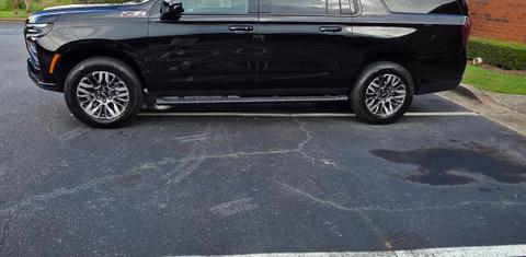 Chevrolet Suburban 2025