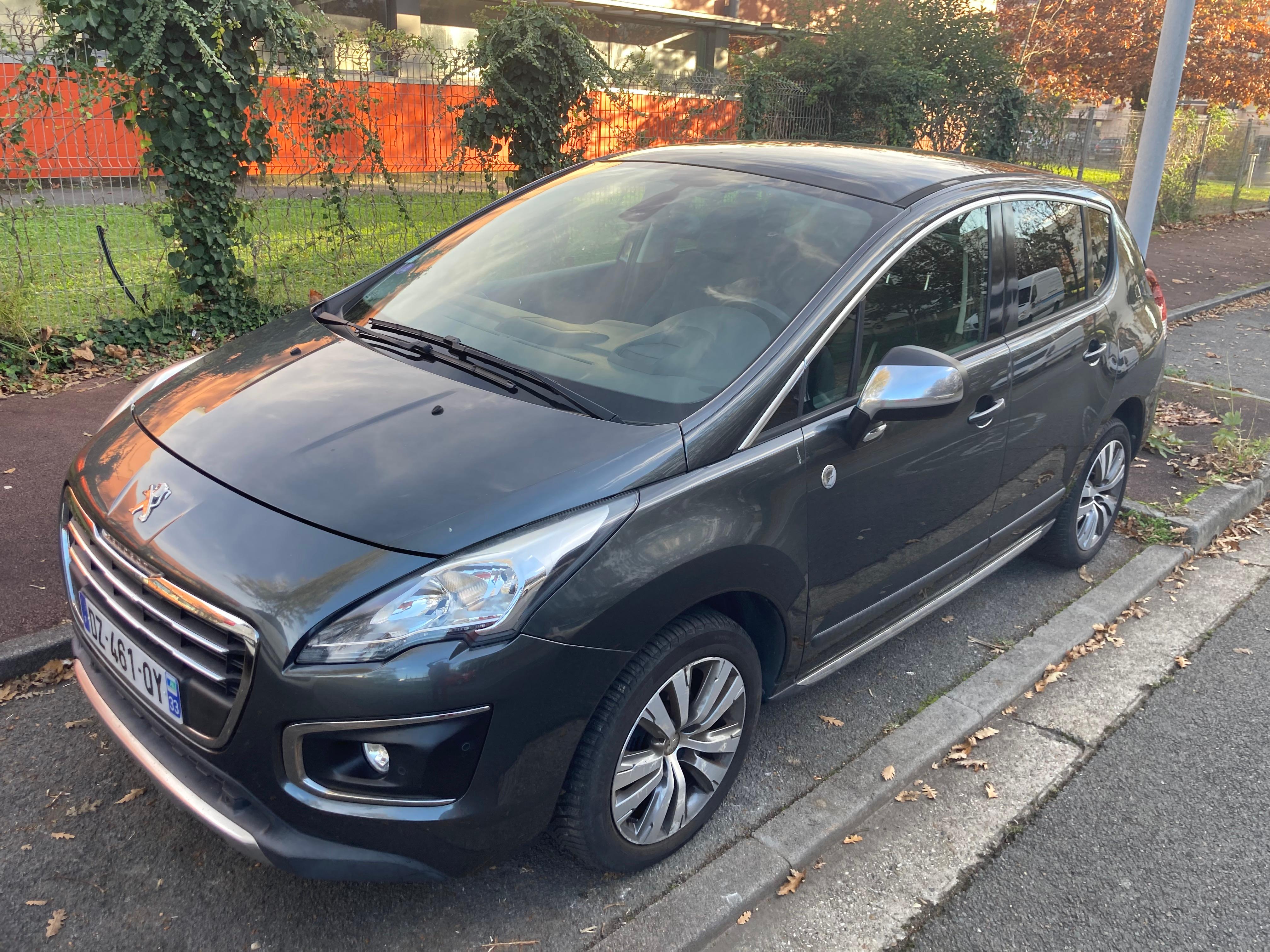 Peugeot 3008 2016 in Périgueux