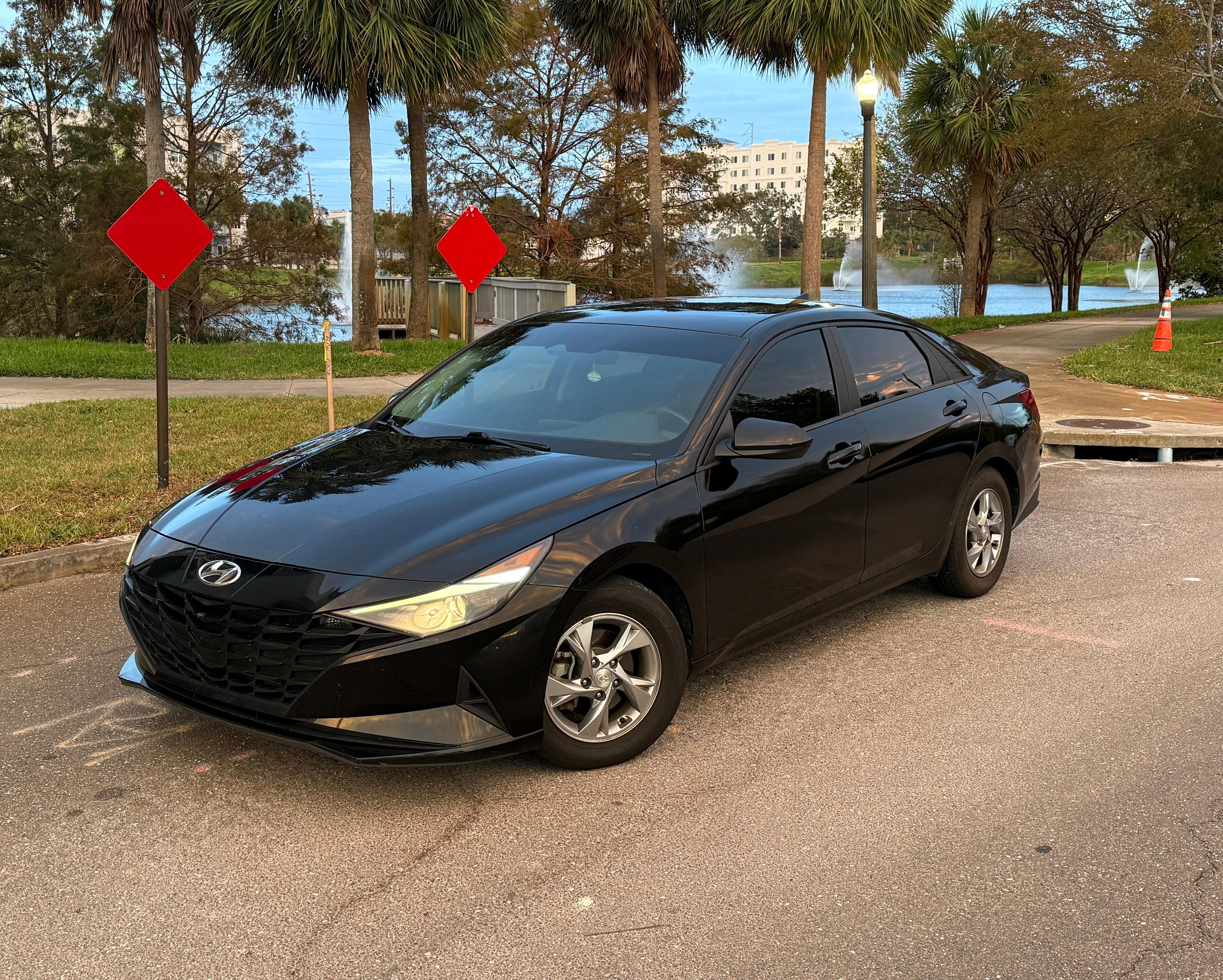 Hyundai Elantra 2021 in 