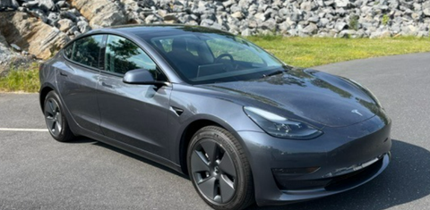 Tesla Model 3 2023
