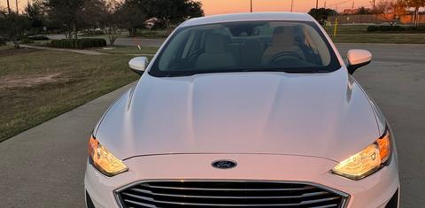 Ford Fusion 2019