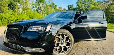 Chrysler 300 2017