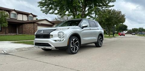 Mitsubishi Outlander 2024