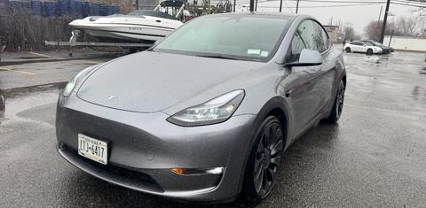Tesla Model Y 2025