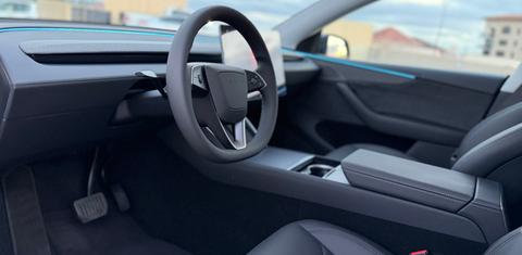 Tesla Model Y 2026