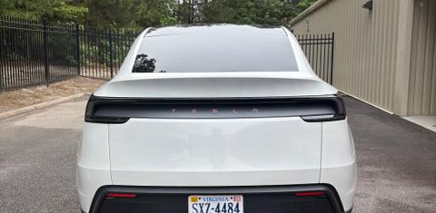 Tesla Model Y 2026