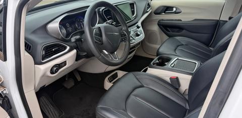 Chrysler Pacifica 2024