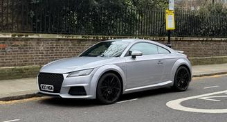 Audi TT Coupe 2015 — Car rental alternative in London
