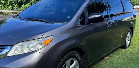 Toyota Sienna 2016