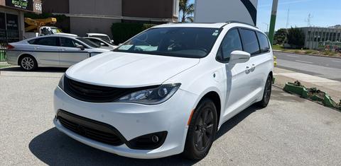 Chrysler Pacifica 2019