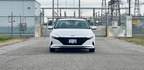 Hyundai Elantra 2023