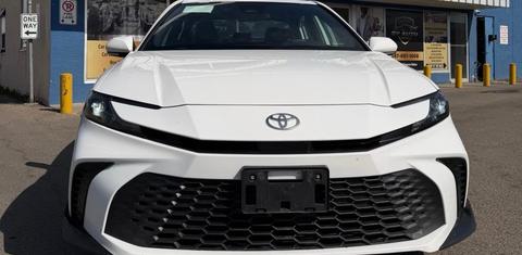 Toyota Camry Hybrid 2025