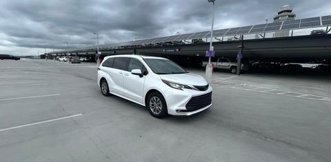Toyota Sienna 2023