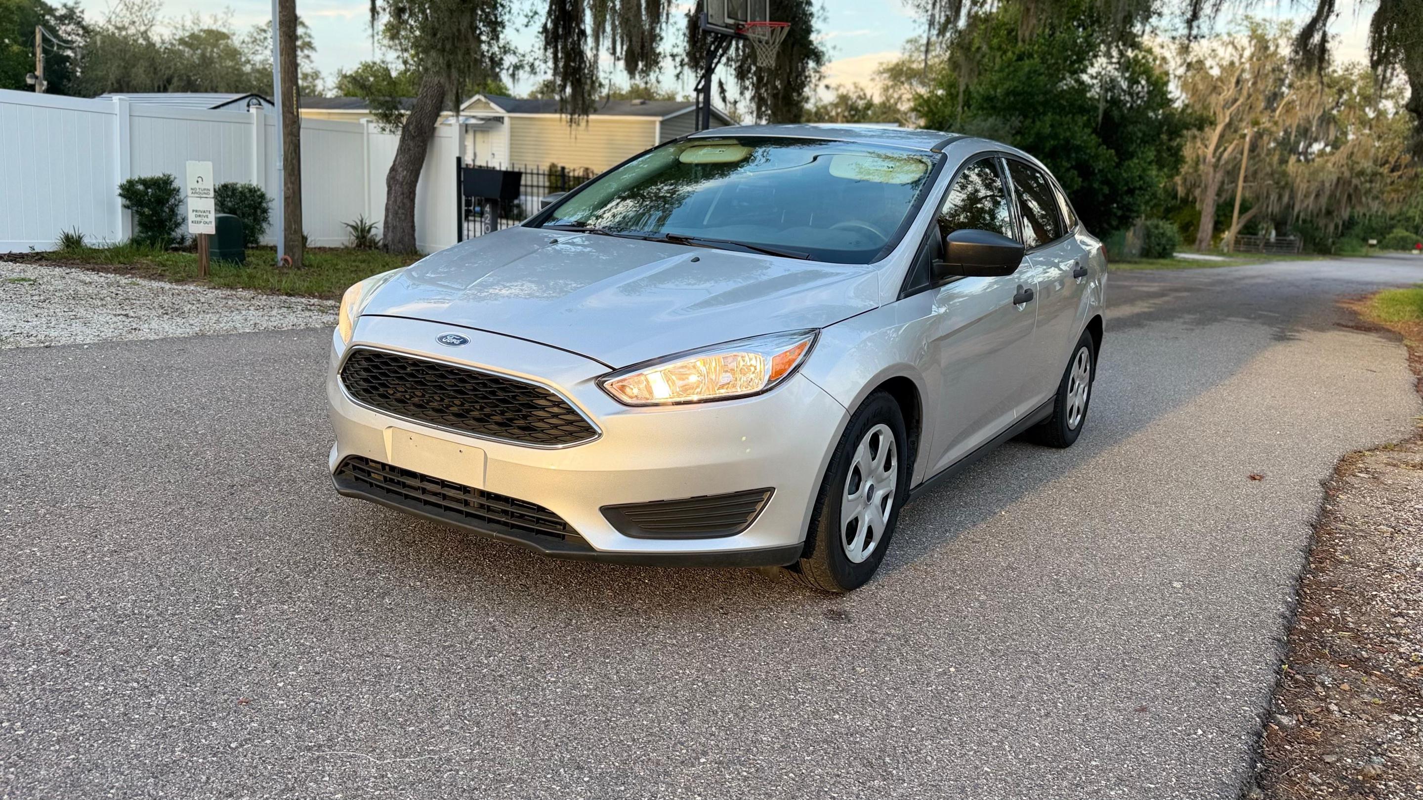 Ford Focus 2017 in Davenport, FL
