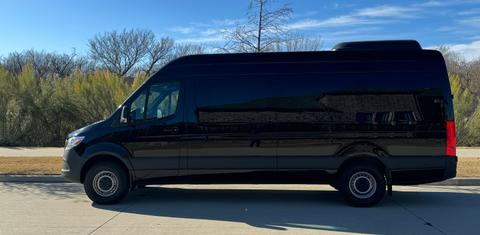 Mercedes-Benz Sprinter 2024