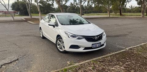 Holden ASTRA 2018