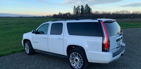Chevrolet Suburban 2013