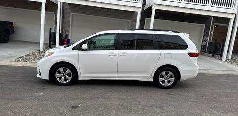 Toyota Sienna 2018
