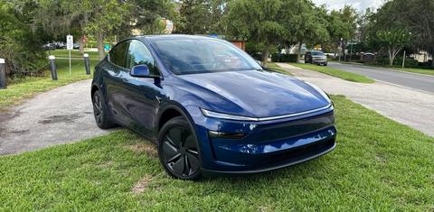 Tesla Model Y 2026