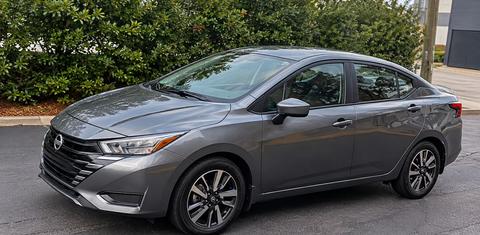 Nissan Versa 2025