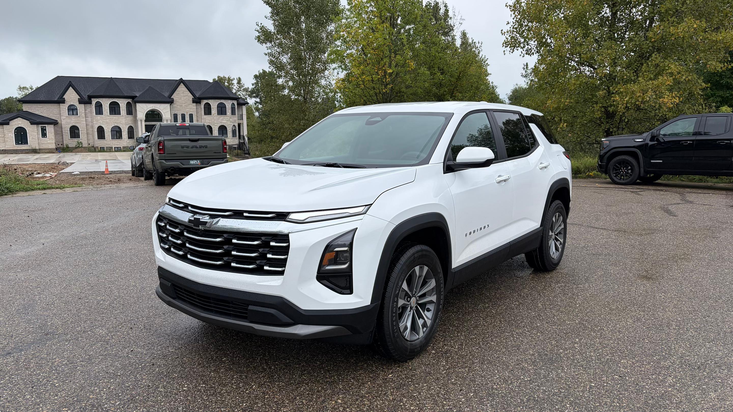 Chevrolet Equinox 2027 in Dearborn, MI