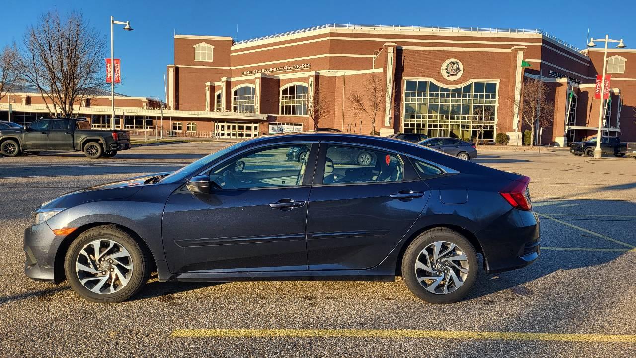Honda Civic 2016 in Grand Forks, ND