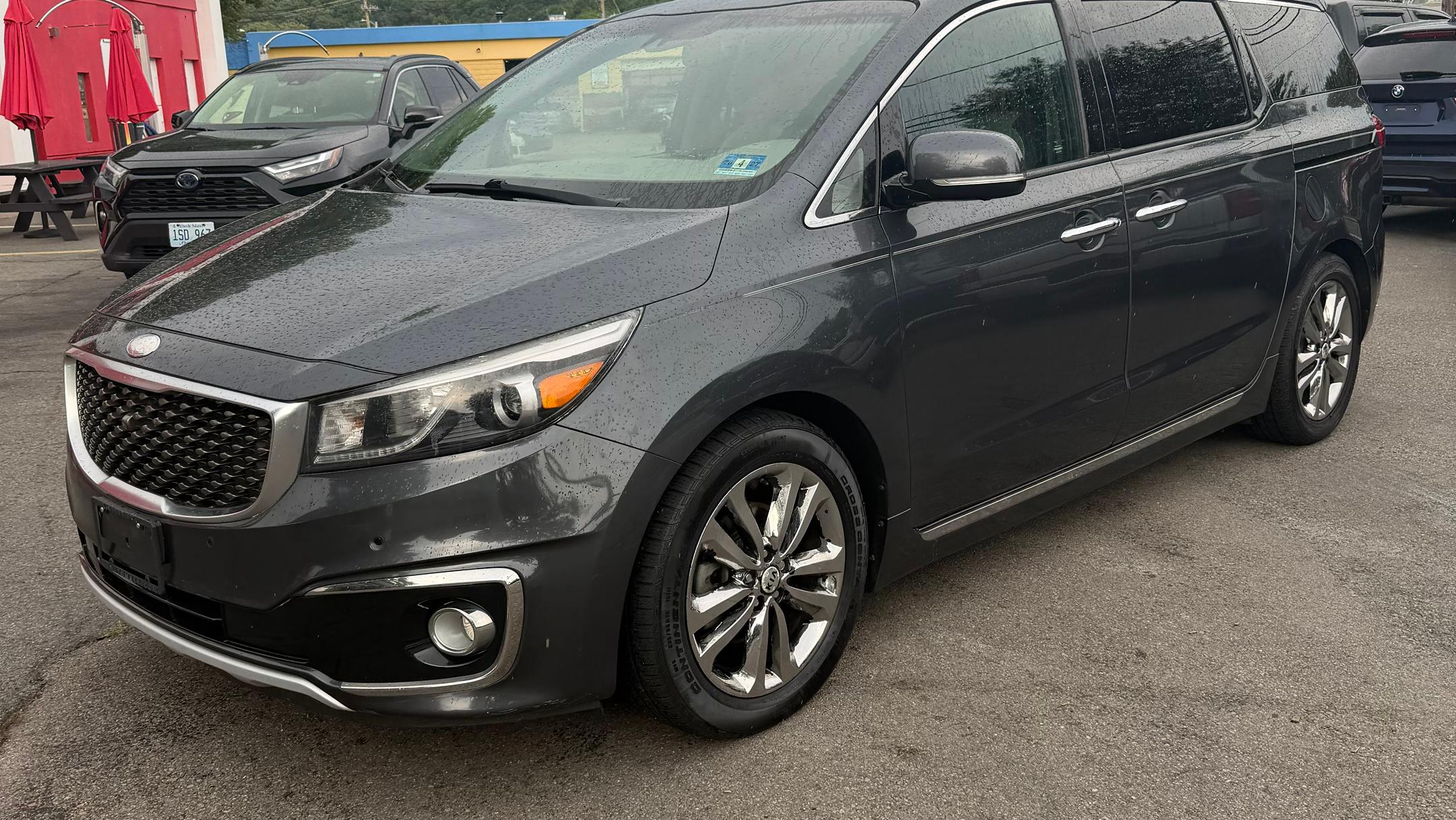 Kia Sedona 2017 in Lincoln, RI