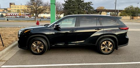 Toyota Highlander Hybrid 2023