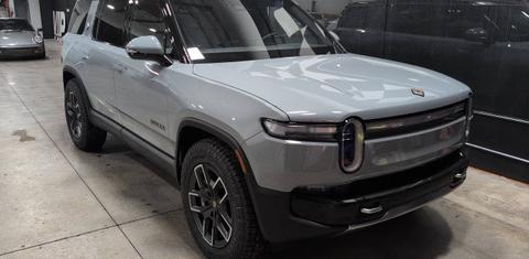 Rivian R1S 2026