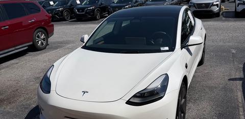 Tesla Model 3 2023