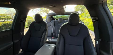 Tesla Model X 2026