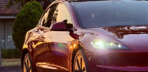 Tesla MODEL 3 2024