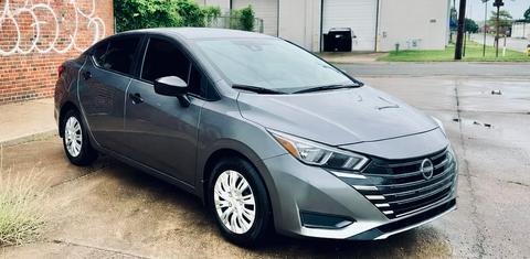 Nissan Versa 2024