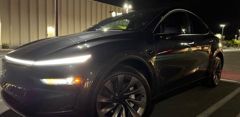 Tesla Model Y 2026