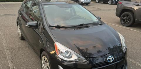 Toyota Prius c 2016