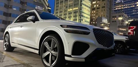 Genesis GV70 2023