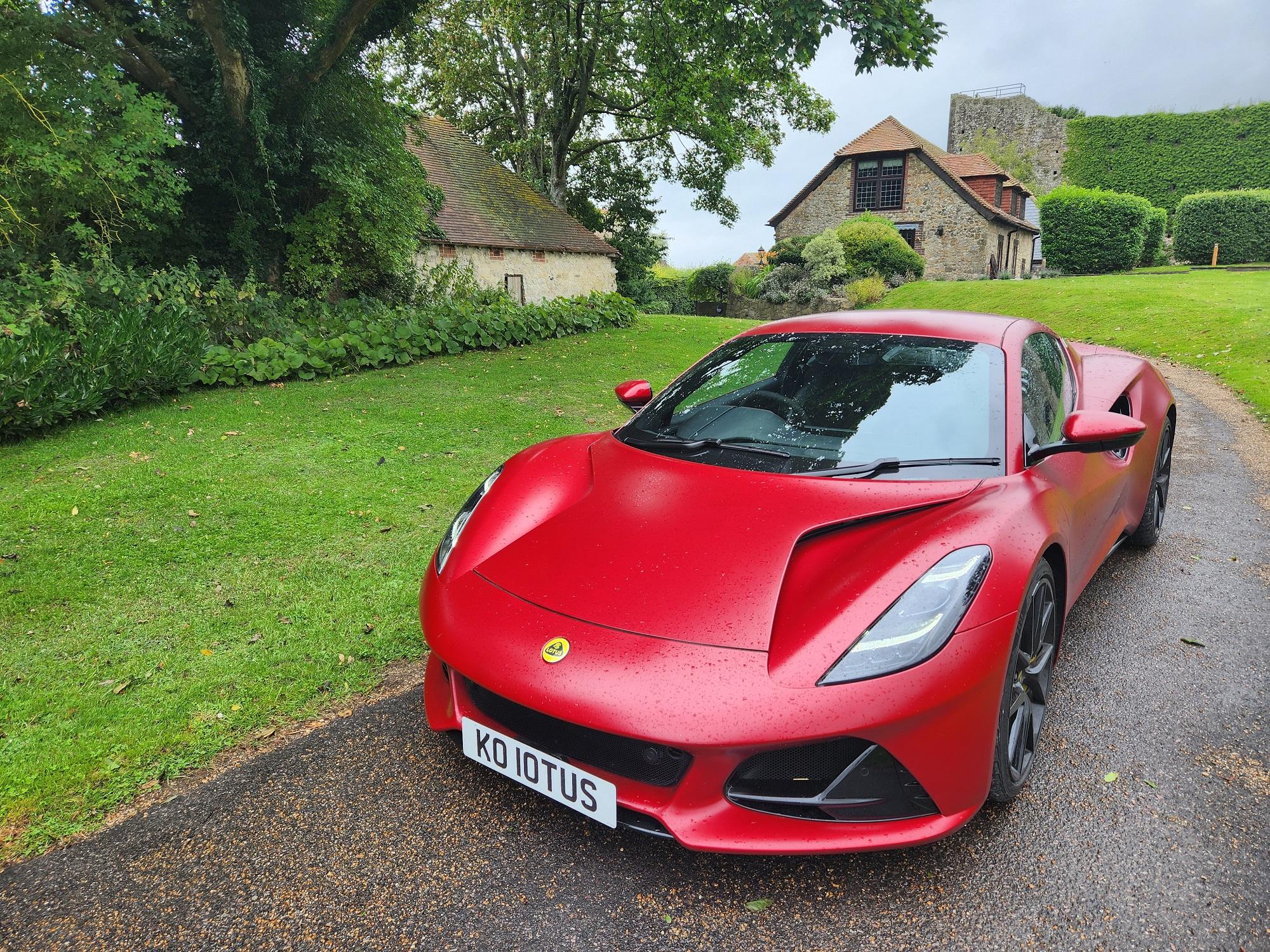 Lotus Emira 2023 in Walton-on-thames