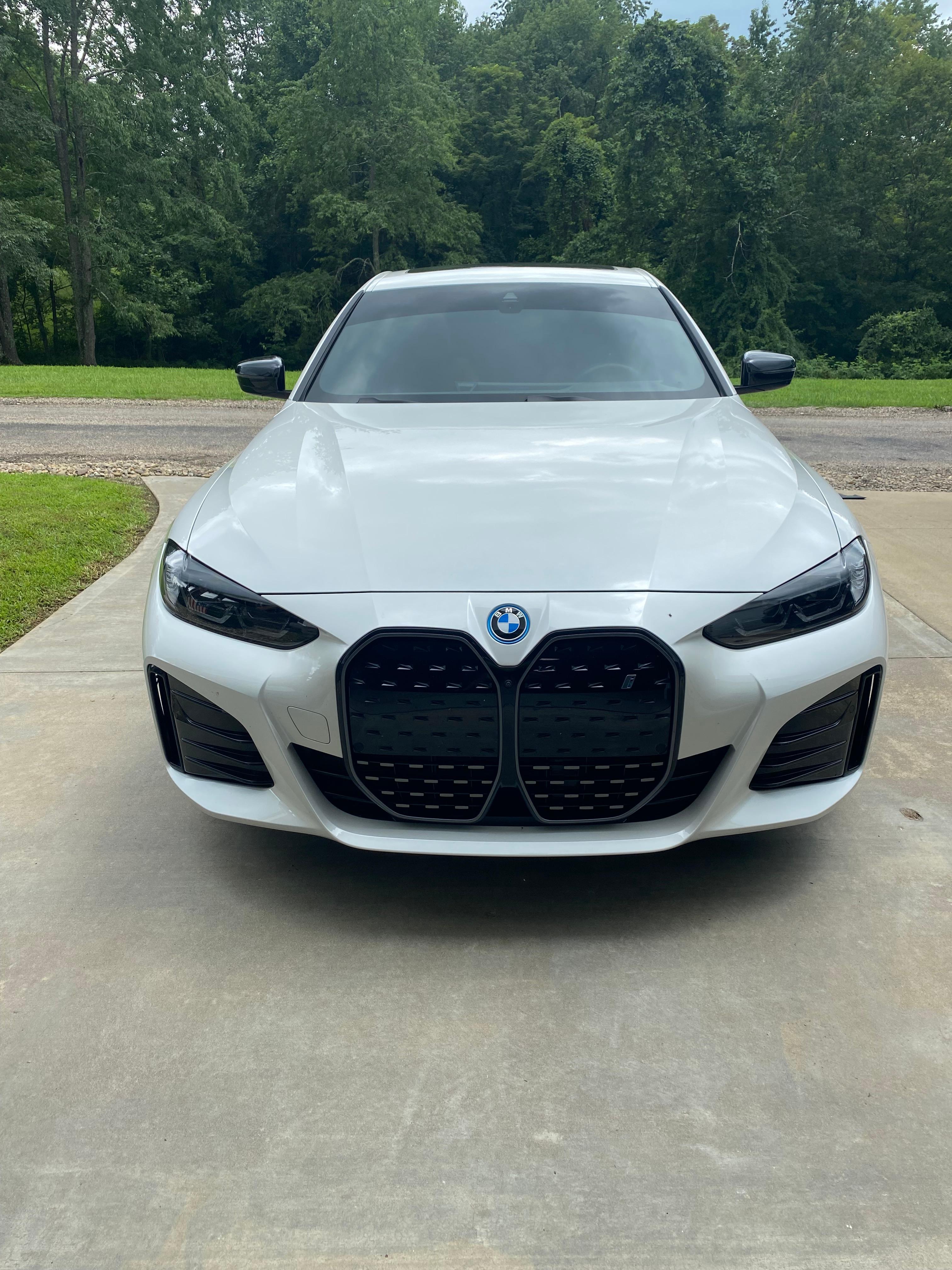 BMW i4 2023 in Pomeroy, OH