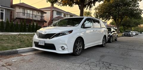 Toyota Sienna 2015