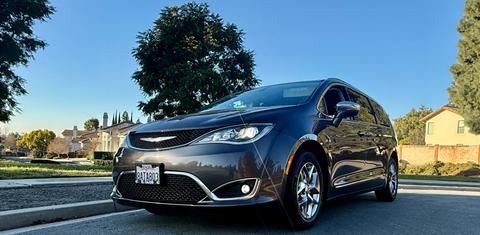Chrysler Pacifica 2017