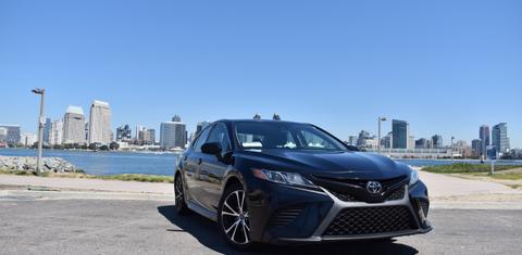 Toyota Camry 2019