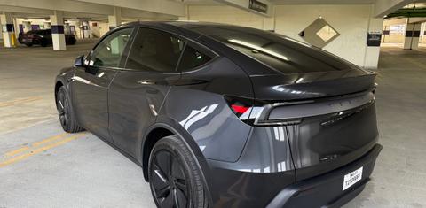 Tesla Model Y 2026