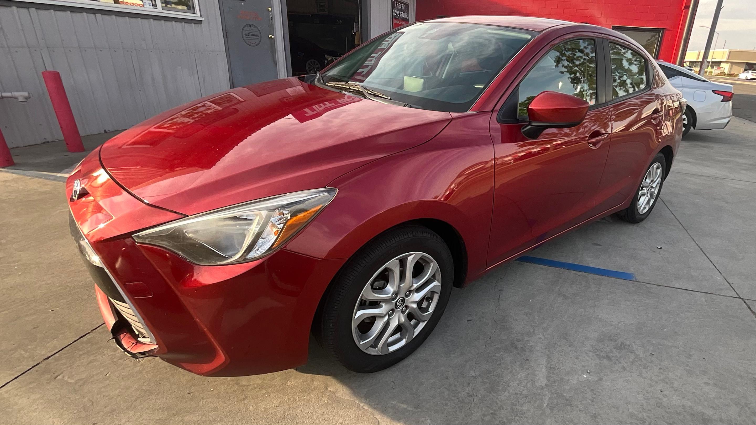 Toyota Yaris iA 2018 in Fresno, CA