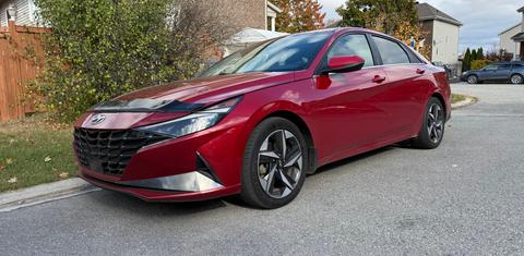 Hyundai Elantra 2023