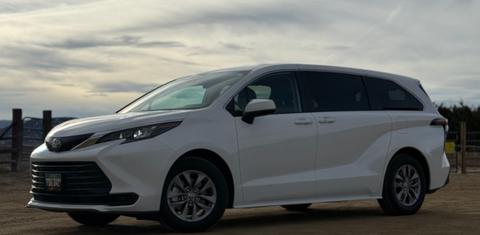 Toyota Sienna 2024