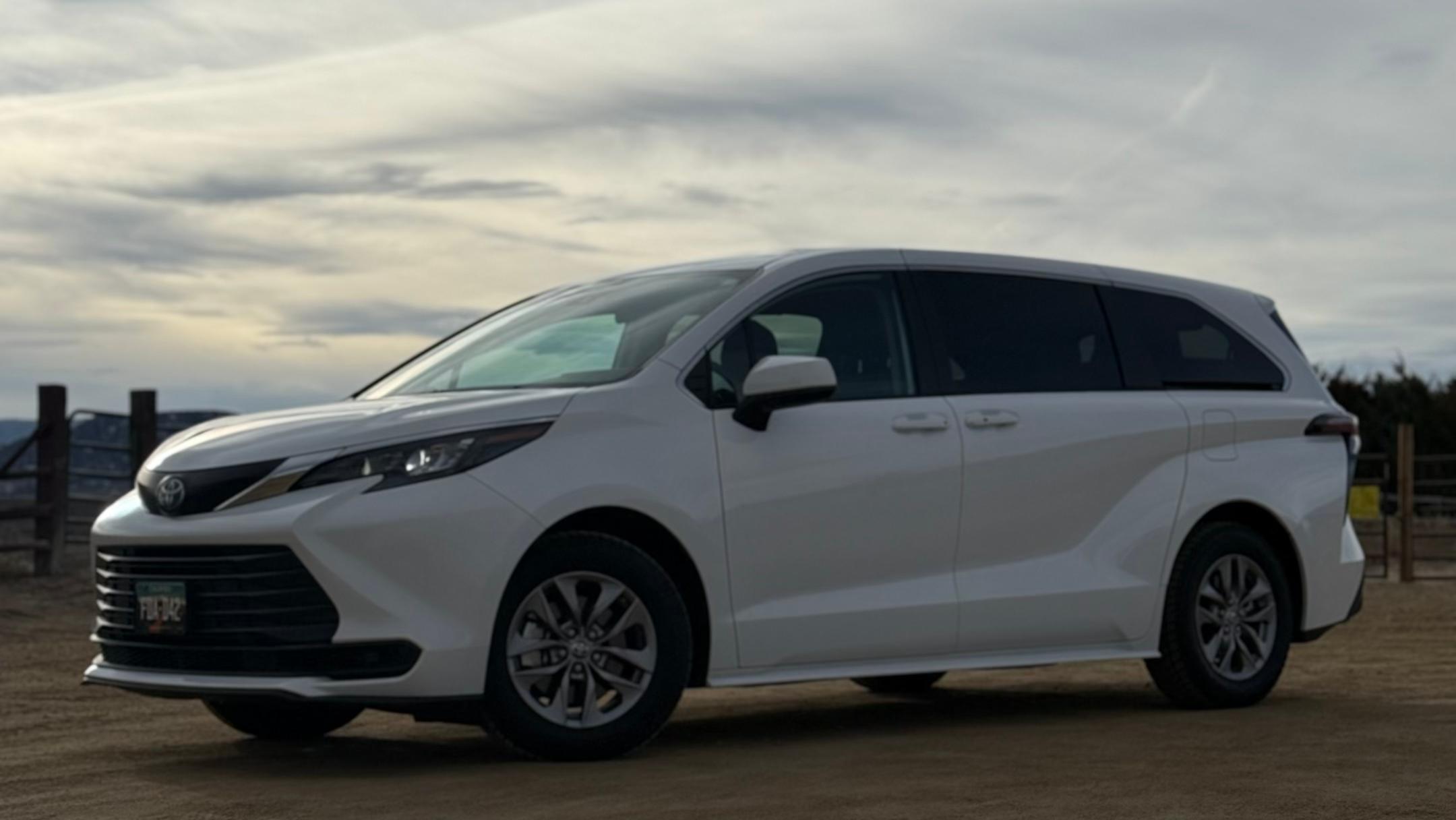 Toyota Sienna 2024 in Boulder, CO