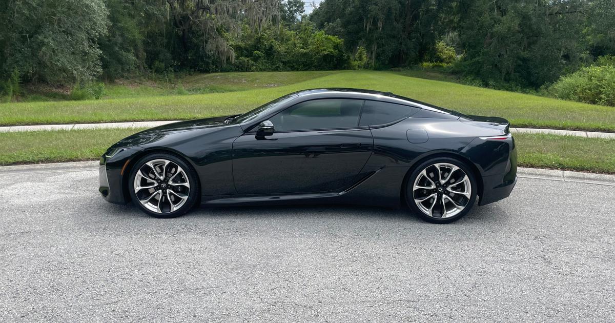 Lexus LC 2018 rental in Lutz, FL by Jason L. Turo