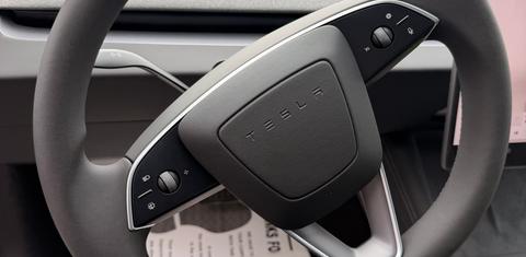 Tesla Model 3 2025